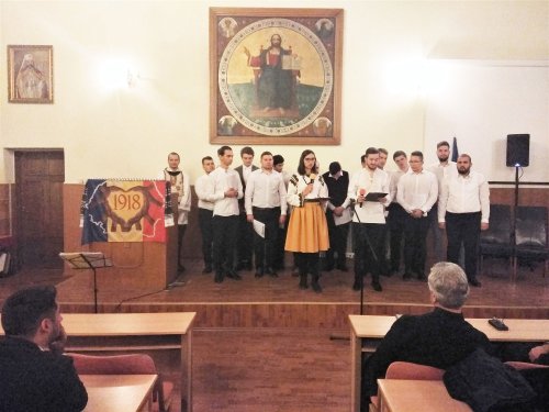 Eveniment al studenților teologi sibieni, în cinstea eroilor Poza 5790