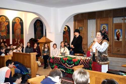 Proiectul „Zestrea Tradițiilor Clujene” la Seminarul Ortodox din Cluj-Napoca Poza 5745