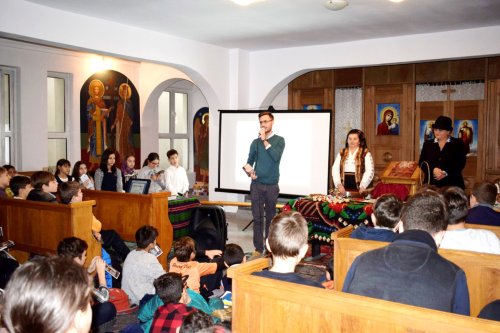 Proiectul „Zestrea Tradițiilor Clujene” la Seminarul Ortodox din Cluj-Napoca Poza 5746