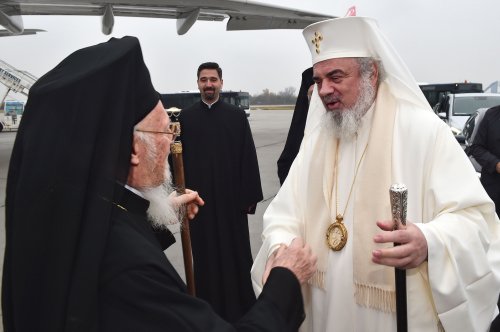 Patriarhul Ecumenic Bartolomeu a sosit în România Poza 5545
