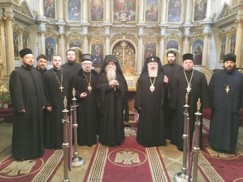 IPS Mitropolit Andrei în mijlocul comunității ortodoxe sârbe din Budapesta Poza 4304