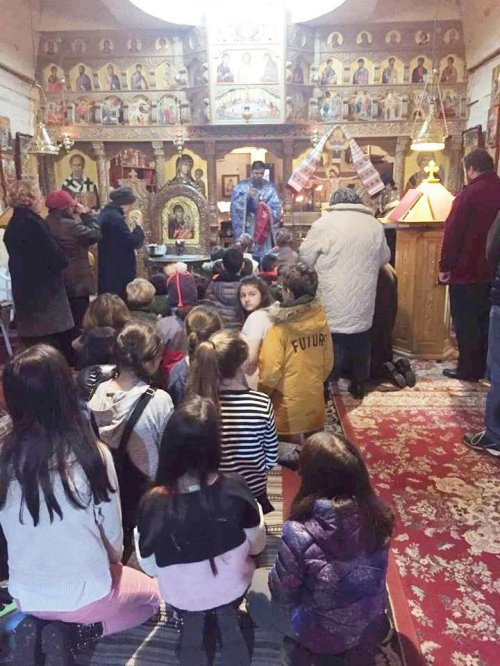 Activităţi cu copiii la Biserica „Sfântul Mina”, Sibiu Poza 4237