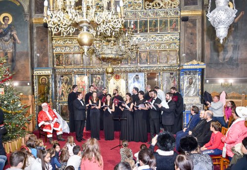 Concert de colinde și daruri pentru copii la Biserica Domnească din Capitală Poza 4000