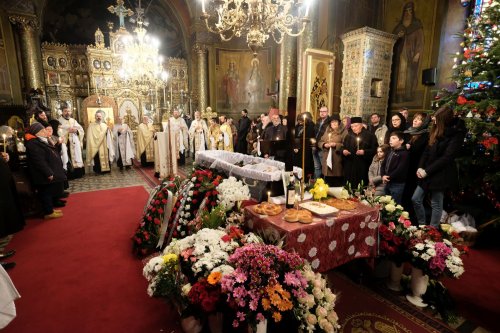 Presbitera Argentina Galeriu a fost înmormântată Poza 2944