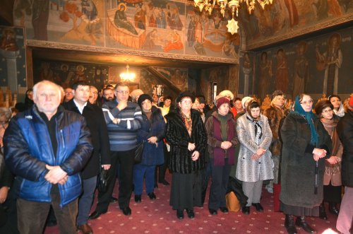 Liturghii arhiereşti la mănăstirile Cârcea şi Vodiţa Poza 2347