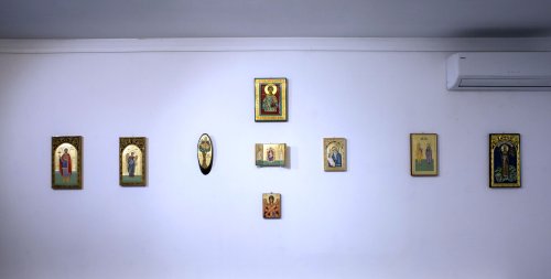 Expoziţie de icoane  la Galeria apARTe din Iaşi Poza 2146