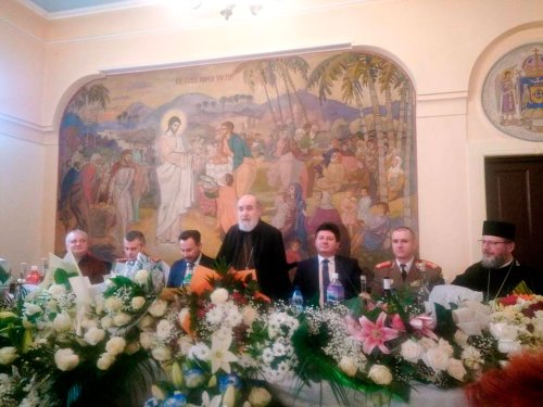 Arhiepiscopul Aradului şi-a sărbătorit ocrotitorul spiritual Poza 2136