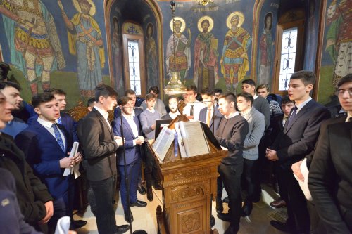 Hramul Seminarului Teologic Ortodox din Bucureşti Poza 2015