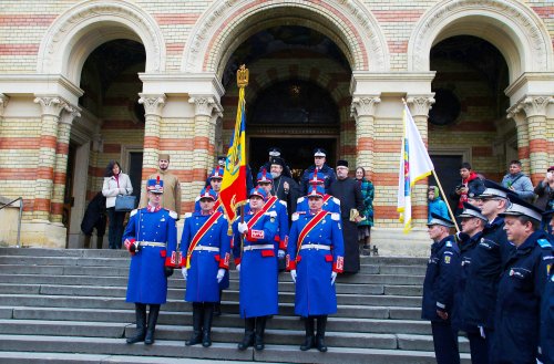Noul drapel al Inspectoratului de Jandarmi din Sibiu a fost sfințit Poza 1690