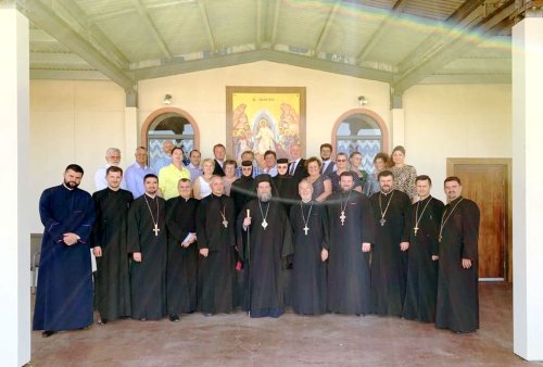 Întrunirea organismelor bisericești românești din Australia Poza 1312