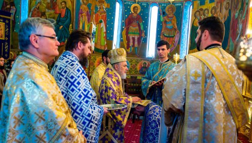 Slujiri arhierești și hirotonii în Arhiepiscopia Aradului Poza 1282