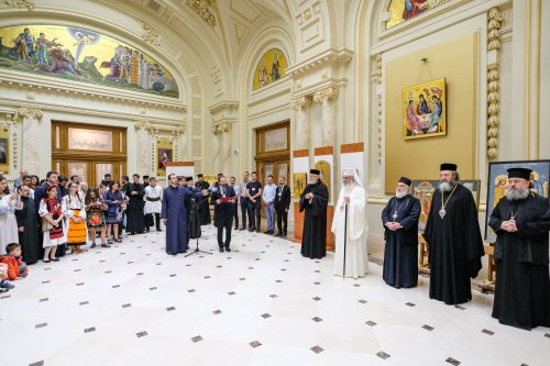 Concurs dedicat pictorilor bisericești din Patriarhia Română Poza 1035