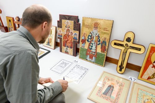 Concurs dedicat pictorilor bisericești din Patriarhia Română Poza 1037