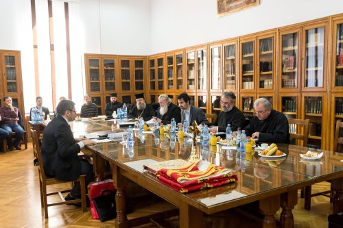 Noi doctori în teologie la Facultatea „Justinian Patriarhul” Poza 920