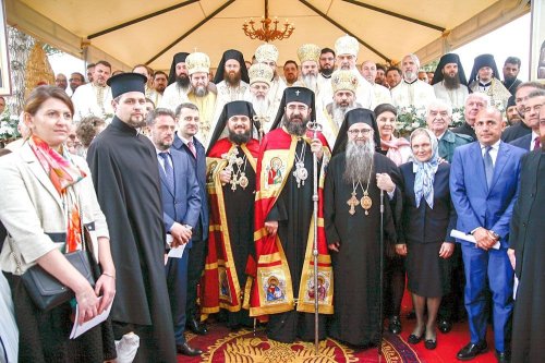 Pastorație integrală pentru românii ortodocși din Italia  Poza 967