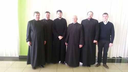 Colaborare între preoţi şi profesorii de religie, în Protopopiatul Cluj I Poza 417