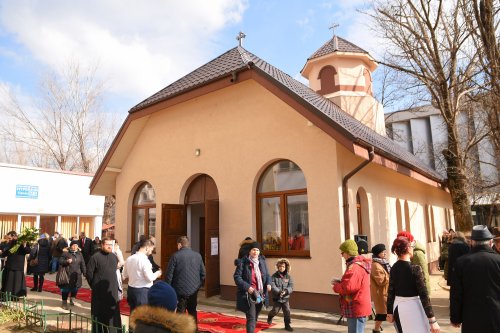 Locaș de închinăciune la Universitatea Hyperion Poza 216