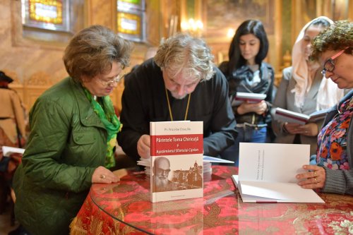 Lansare de carte la Biserica Zlătari din Capitală Poza 114842