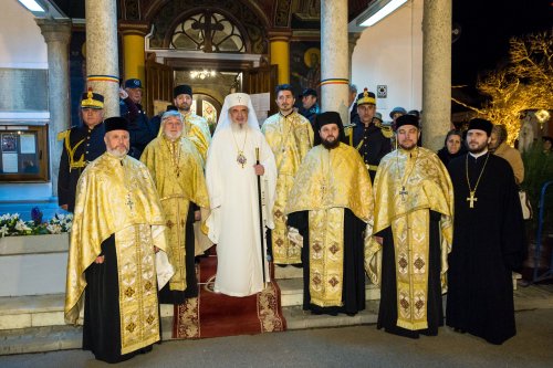 Patriarhul României la Biserica Icoanei din Capitală  Poza 114358