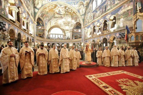 Slujiri arhierești în Duminica Ortodoxiei Poza 114240