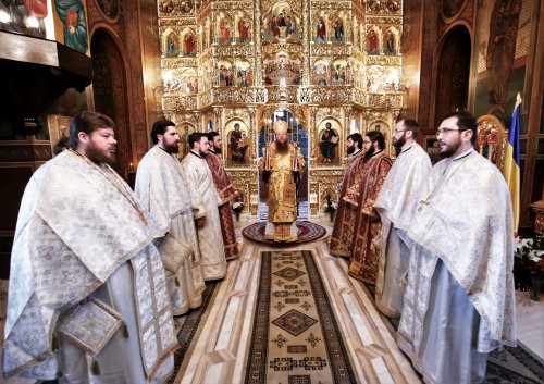 Slujiri arhierești în Duminica Ortodoxiei Poza 114242