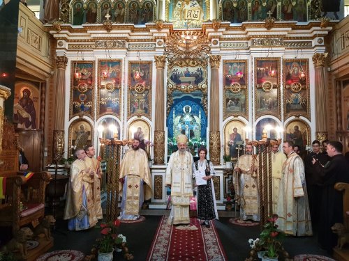 Slujiri arhierești în Duminica Ortodoxiei Poza 114243