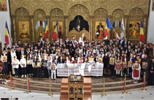 Slujiri arhierești în Duminica Ortodoxiei Poza 114248