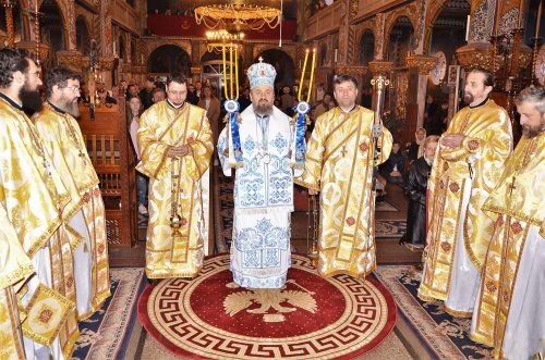 Slujiri arhierești în Duminica Ortodoxiei Poza 114249
