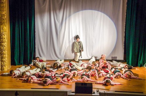 Elevi-artişti la Festivalul de teatru şcolar „Hai la teatru!” Poza 114169