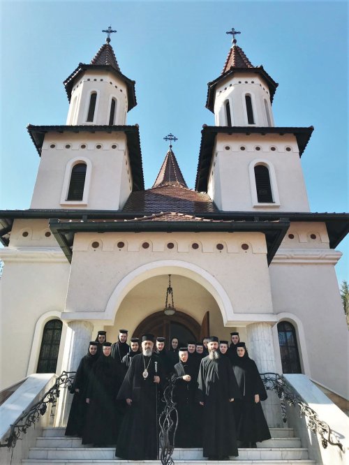 Vizită arhierească la Mănăstirea Recea, județul Mureș Poza 114183