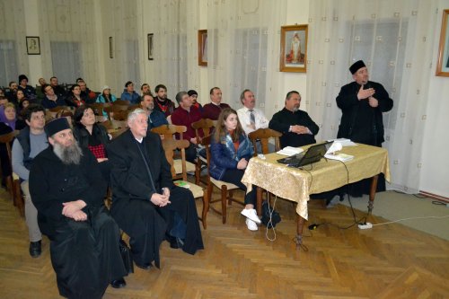 Conferinţă dedicată Postului, la Botoşani Poza 113587