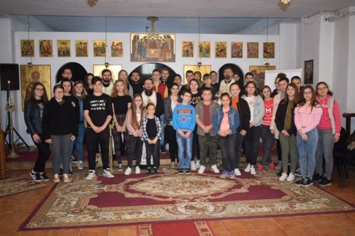 Seri tematice cu tinerii la Moldova Nouă, Caraș-Severin Poza 113273