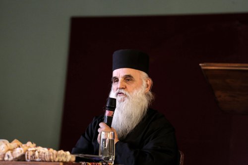 Părintele Damaschin Grigoriatul a conferențiat la Sibiu Poza 113200
