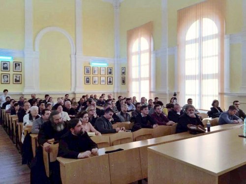 Conferinţă ASCOR pentru studenţii teologi din Arad, în Postul Mare Poza 113080