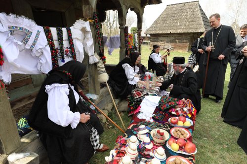 Reuniunea tinerilor ortodocși sigheteni la Muzeul Satului din Sighetul Marmației Poza 113019