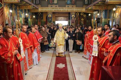 Bucurii sfinte la Craiova şi Bistriţa Poza 112516