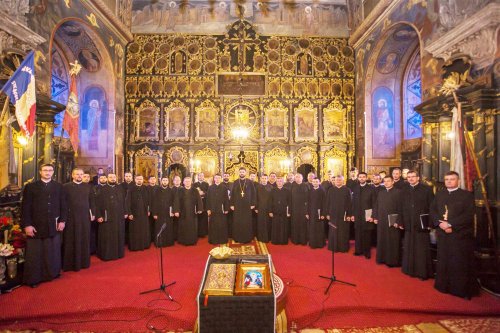 Corala Preoților Arhiepiscopiei Aradului, la Lipova Poza 112278