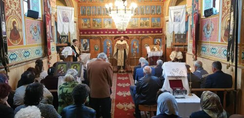 Moaștele Sfântului Nectarie la Parohia Jucu de Jos, Cluj Poza 112268