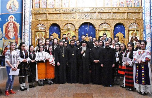Întâlnirea tinerilor ortodocși din parohiile clujene Poza 112179