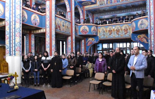 Întâlnirea tinerilor ortodocși din parohiile clujene Poza 112181