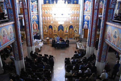 Întâlnirea tinerilor ortodocși din parohiile clujene Poza 112183