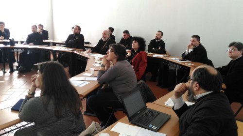 Proiect educațional-catehetic pentru românii din Spania și Portugalia Poza 112152