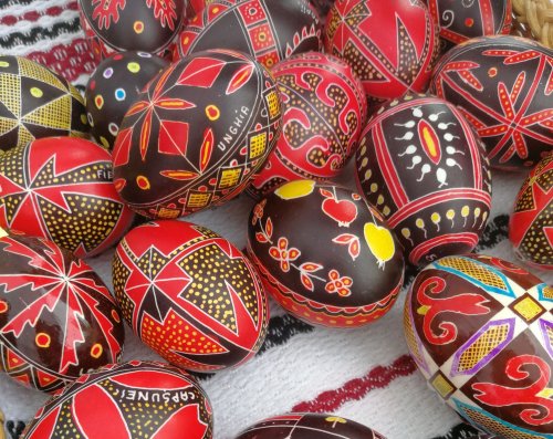 Ouăle încondeiate, mesageri ai Învierii Poza 111928