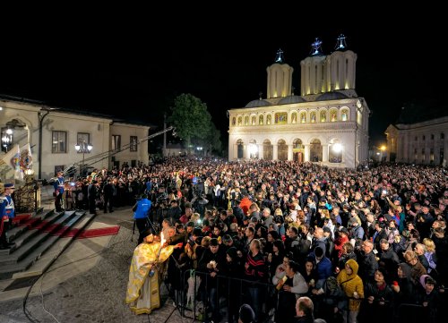 Sărbătoarea Luminii la Catedrala Patriarhală Poza 111633