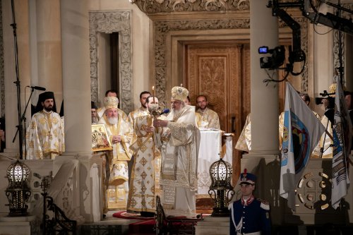 Sărbătoarea Luminii la Catedrala Patriarhală Poza 111635