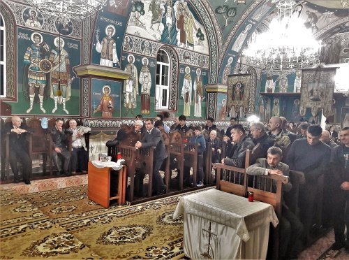Credincioşii din Dumbrăviţa, Brașov, pelerini pe meleaguri sibiene Poza 111542
