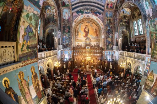 Patriarhul României la Biserica „Sfântul Elefterie”-Nou Poza 111432