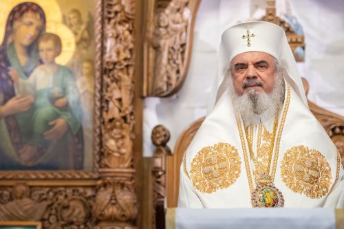 Patriarhul României la Biserica „Sfântul Elefterie”-Nou Poza 111436