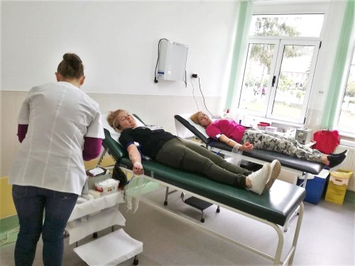Campania „Donează sânge, salvează o viață” continuă în Arhiepiscopia Sibiului Poza 116465