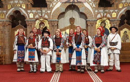Manifestări culturale și religioase pentru copii și tineri, la Baia Mare Poza 116879